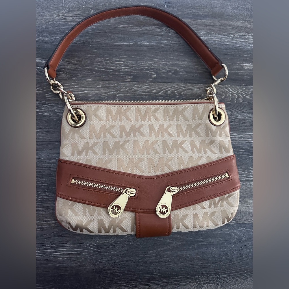 Michael Kors Cream and Brown Shoulder Bag